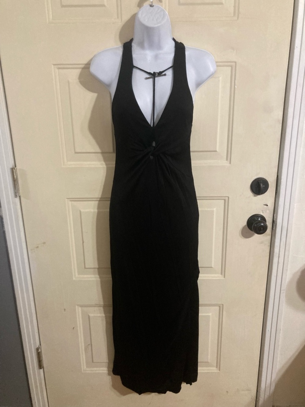 Black Sleeveless Twist-Front Maxi Dress